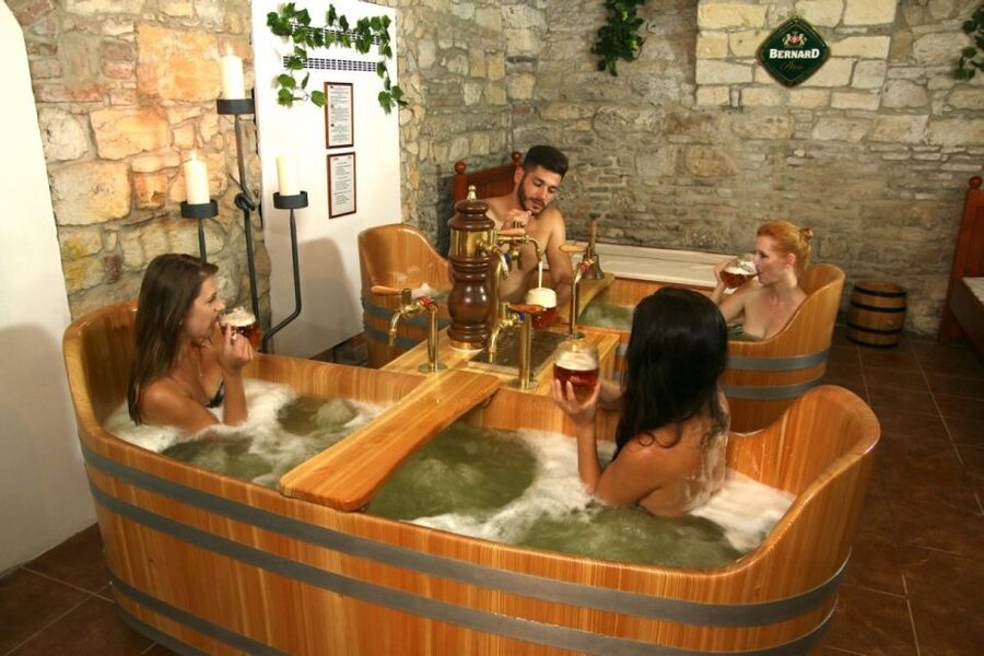 Prague: Bernard Beer Spa with Beer and Massage Option - What is actually in the bath?