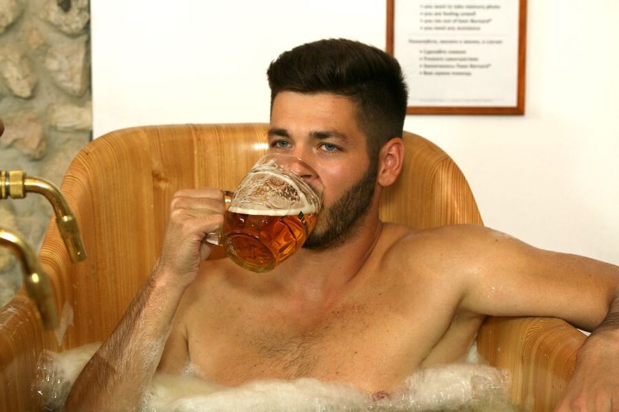 Prague: Bernard Beer Spa with Beer and Massage Option - The heated bed is more important than it sounds