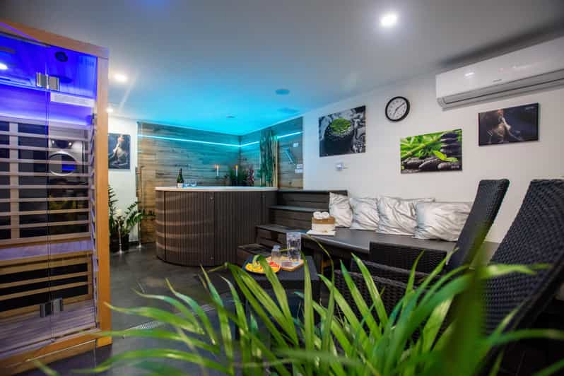 Prague: Modern Private Spa with Jacuzzi and/or Sauna - Keeping your two hours relaxed