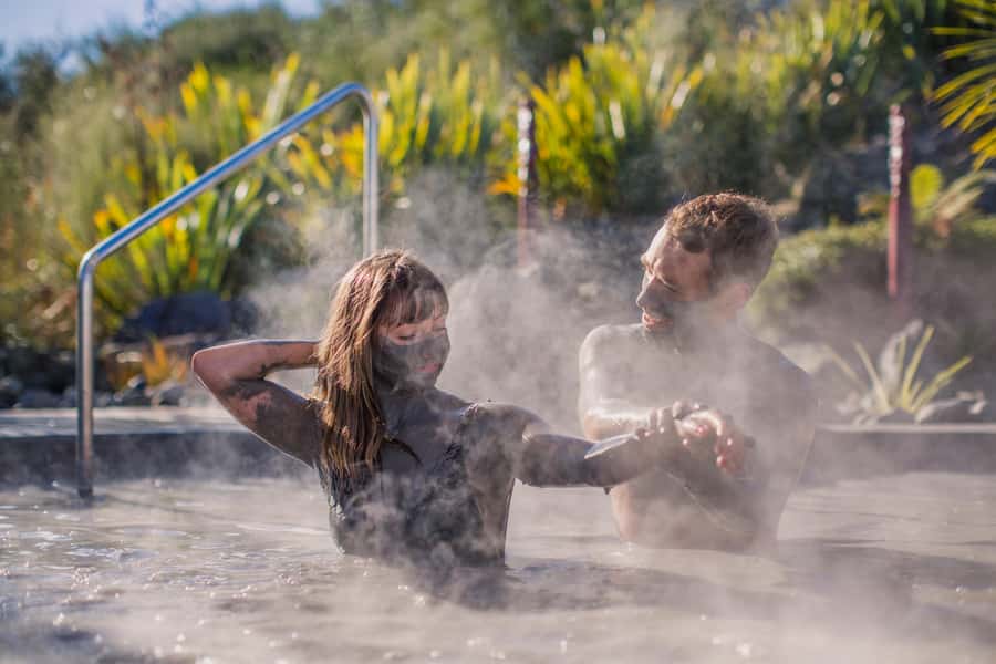 Rotorua: Hell's Gate Outdoor Mud Spa & Guided Walk - The mud bath: messy, warm, and limited to 20 minutes