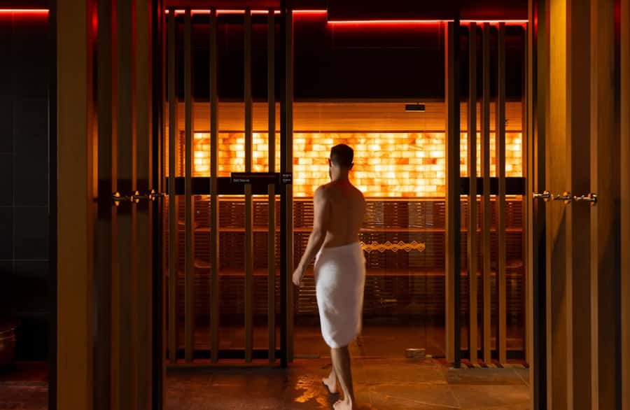 Rotorua: Lakefront Hot Springs & Spa - Luxury Māori Wellness - Te Tukinga, fire and ice for a physical reset