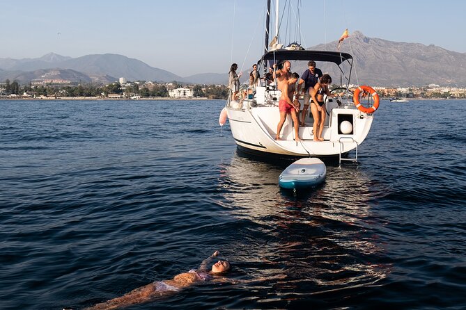 Sailing Adventure: Sailing, Dolphins and Relaxation with Drinks - Who will enjoy this most