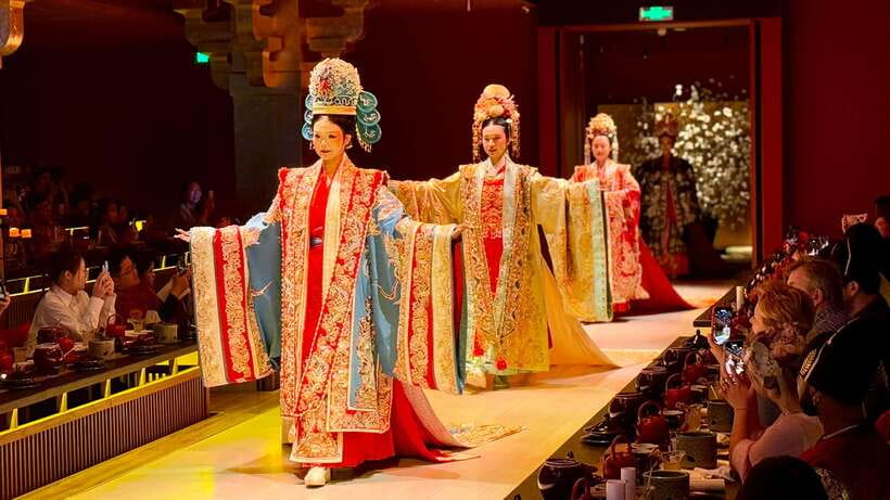 Shanghai Guided Royal Banquet Photo (Incl) with Massage Opt - Timing, access, and booking advice