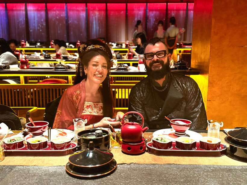 Shanghai Guided Royal Banquet Photo (Incl) with Massage Opt - What the 150 CNY reservation fee really covers