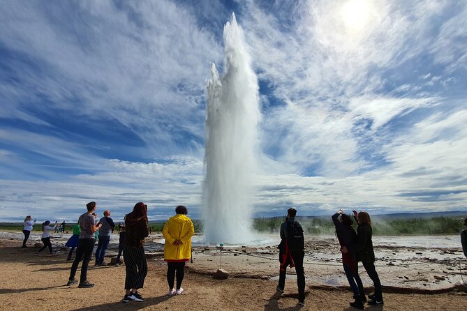 Small-Group Golden Circle, Hvammsvík Spa with Ticket & Crater - Pickup from Reykjavík and the small-group minibus