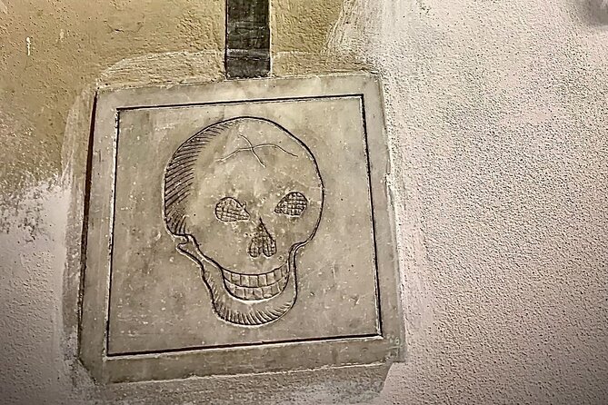 The Dark Side of Florence: Mysteries and Legends - Via dei Servi recalls a failed assassination
