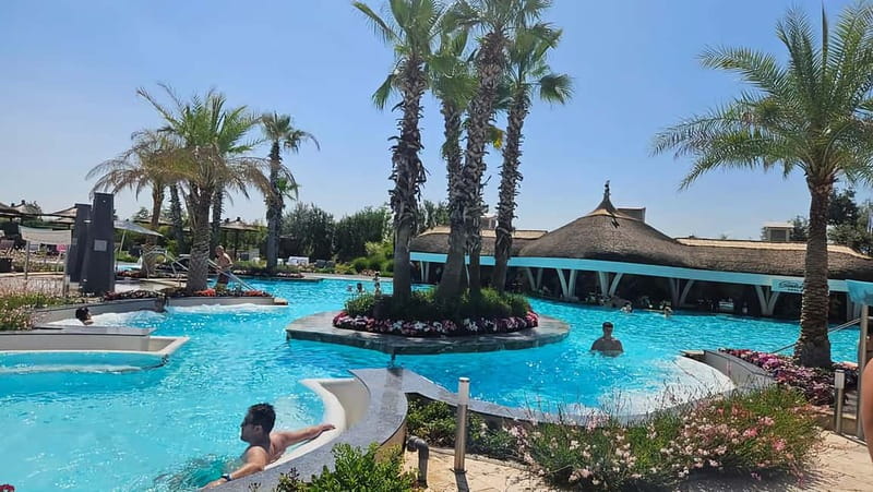 Therme:Spa Day at the biggest oasis of Relaxation《Bucharest》 - Meeting at The Grand Hotel