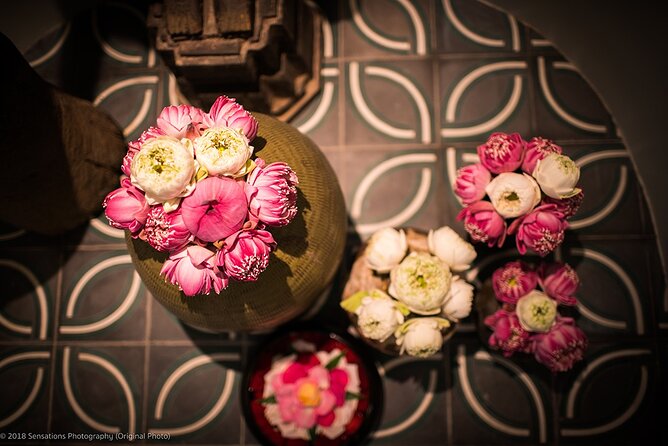 Traditional Khmer Massage is an extremely relaxing treatment that uses no oil. - What happens from arrival to treatment