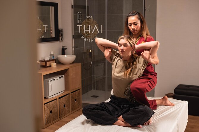 Traditional Thai Massage 60 min at THAI MASSAGE ALURA - A full Thai massage without leaving Barcelona