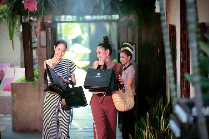 Traditional Thai Massage at award winning Fah Lanna Spa - Old City branch - Two hours of traditional Thai bodywork