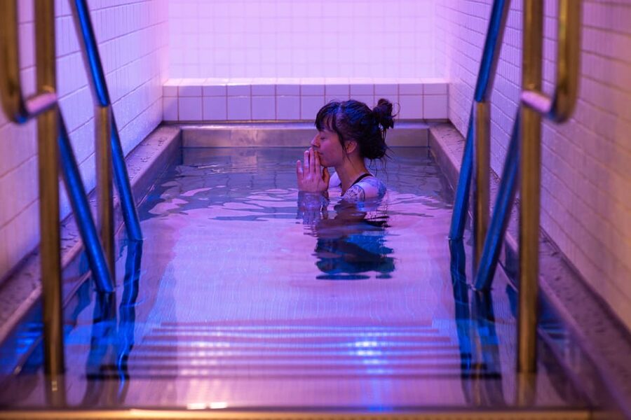 Tromsø: Spa/Pool with Bath, Sauna and Outdoor Heated Pool - Start with the Olympic-sized pool and family facilities