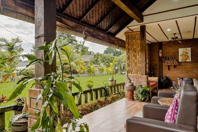 Ubud Balinese Massage Scrub And Flower Bath Experience - A Balinese spa ritual with a clear beginning and end