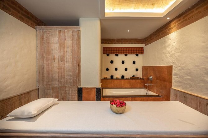 Whole Day Massage & Spa With Lunch - Lunch, water, and tea keep the day going
