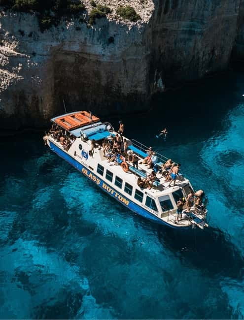 Zakynthos: Shipwreck, Blue Caves and Xigia Natural Spa Tour - Xigia Beach offers a slower final stop
